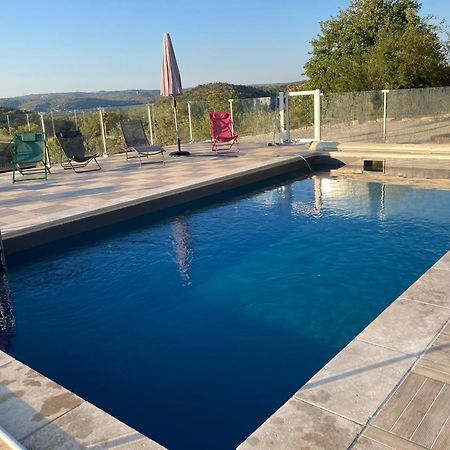 La Roulotte Clerelu - Du Domaine Des Ramonets Guest House Cahors Exterior foto